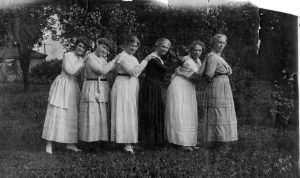 Photo taken in 1919, women in the photo unknown.